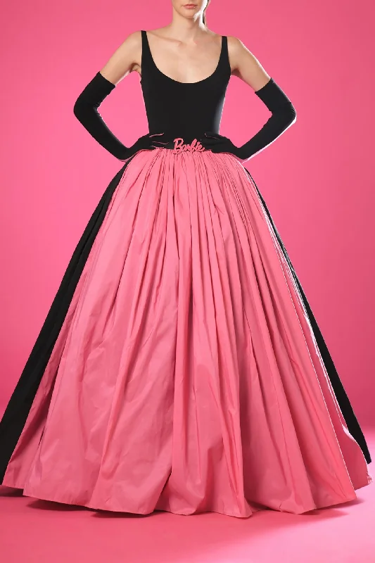 Two colored pleated taffeta ball gown with gloves