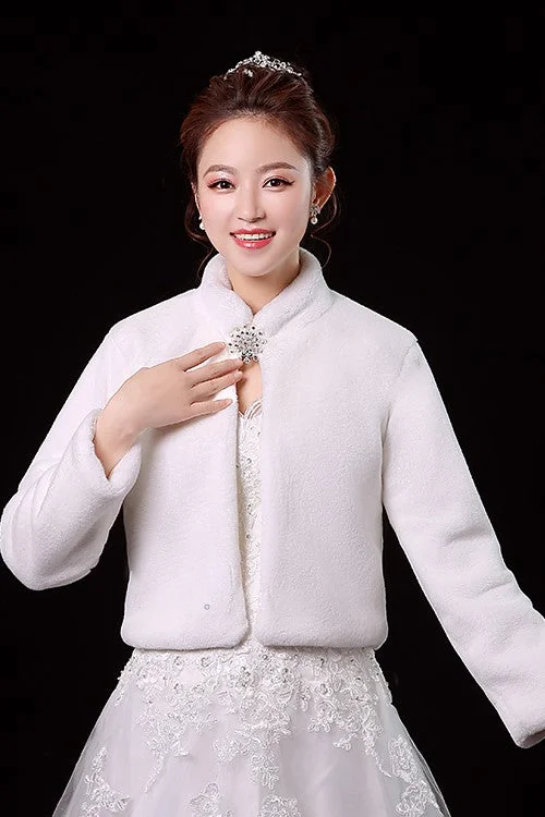 Faux Fur Bridal Wrap Wedding Coat with Long Sleeves